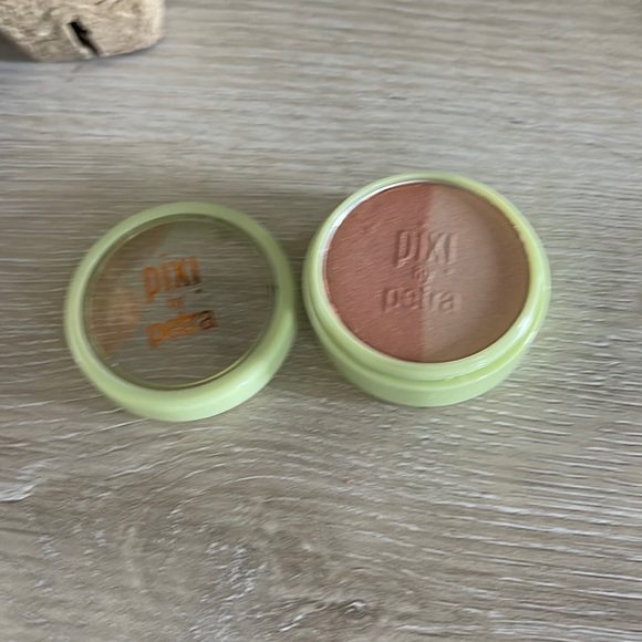 PIXI Beauty Blush Duo in Peach Honey 4.5 g - Picture 1 of 2